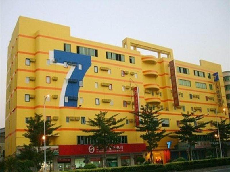 7Days Inn Dongguan Nan Chen Exteriör bild